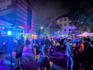 Gut besuchter Schenkendorfplatz beim 6. Vorstädter Bürgerfest